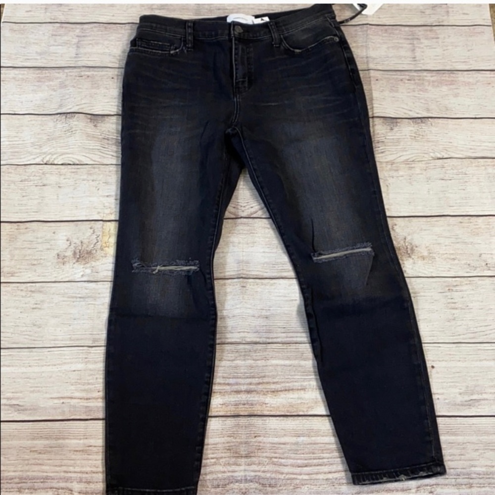 Current/Elliott Stiletto Black Distressed Jeans